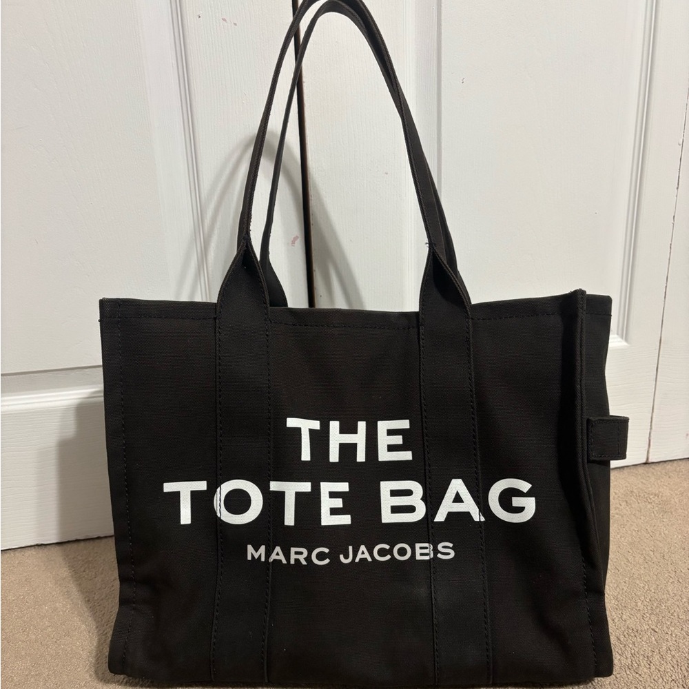 Marc Jacobs Black and White Tote Bag